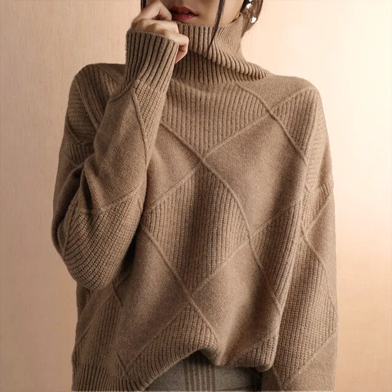 Amelie Chunky Knit Roll Turtleneck