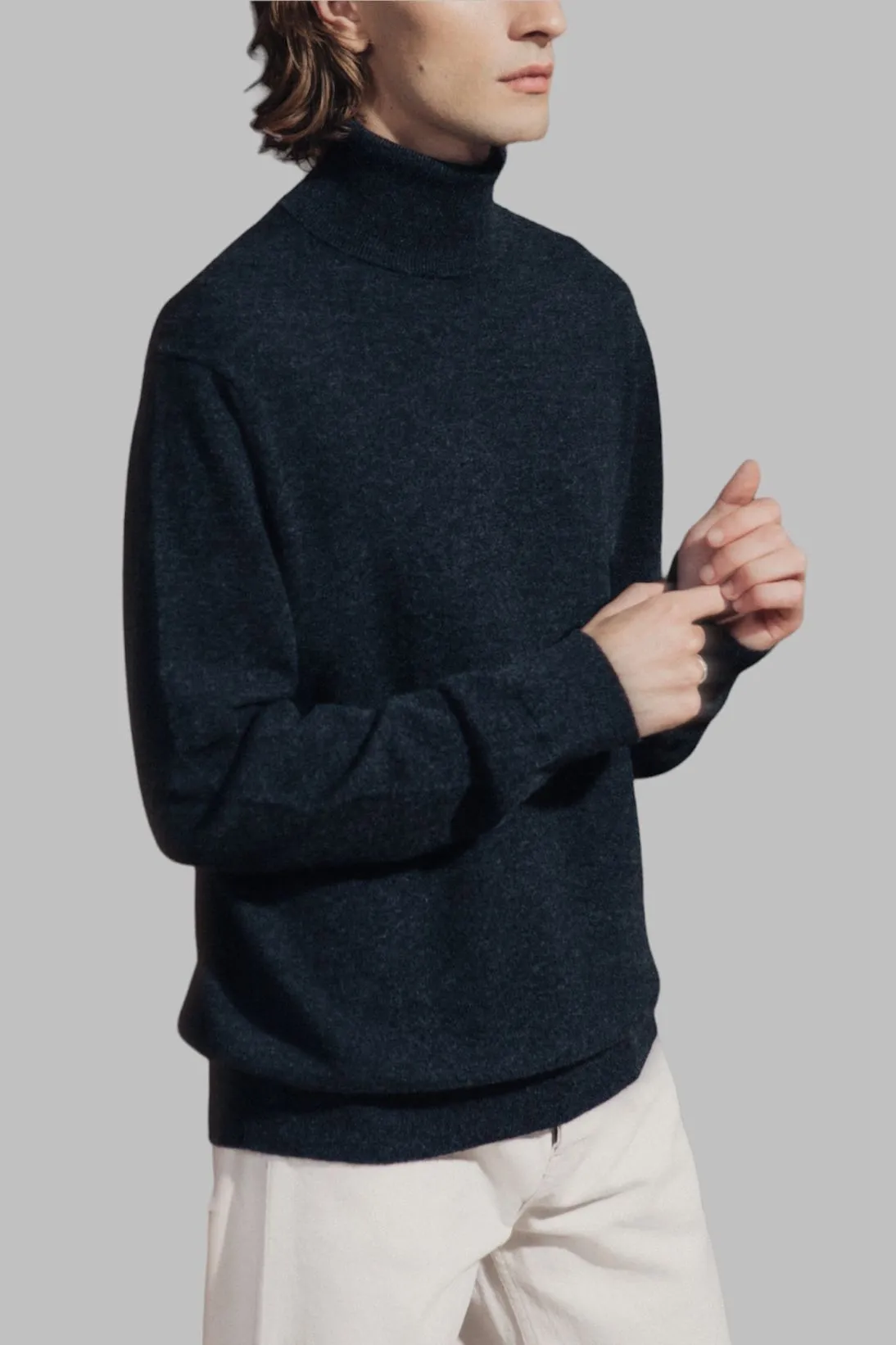 CASHMERE TURTLENECK SWEATER