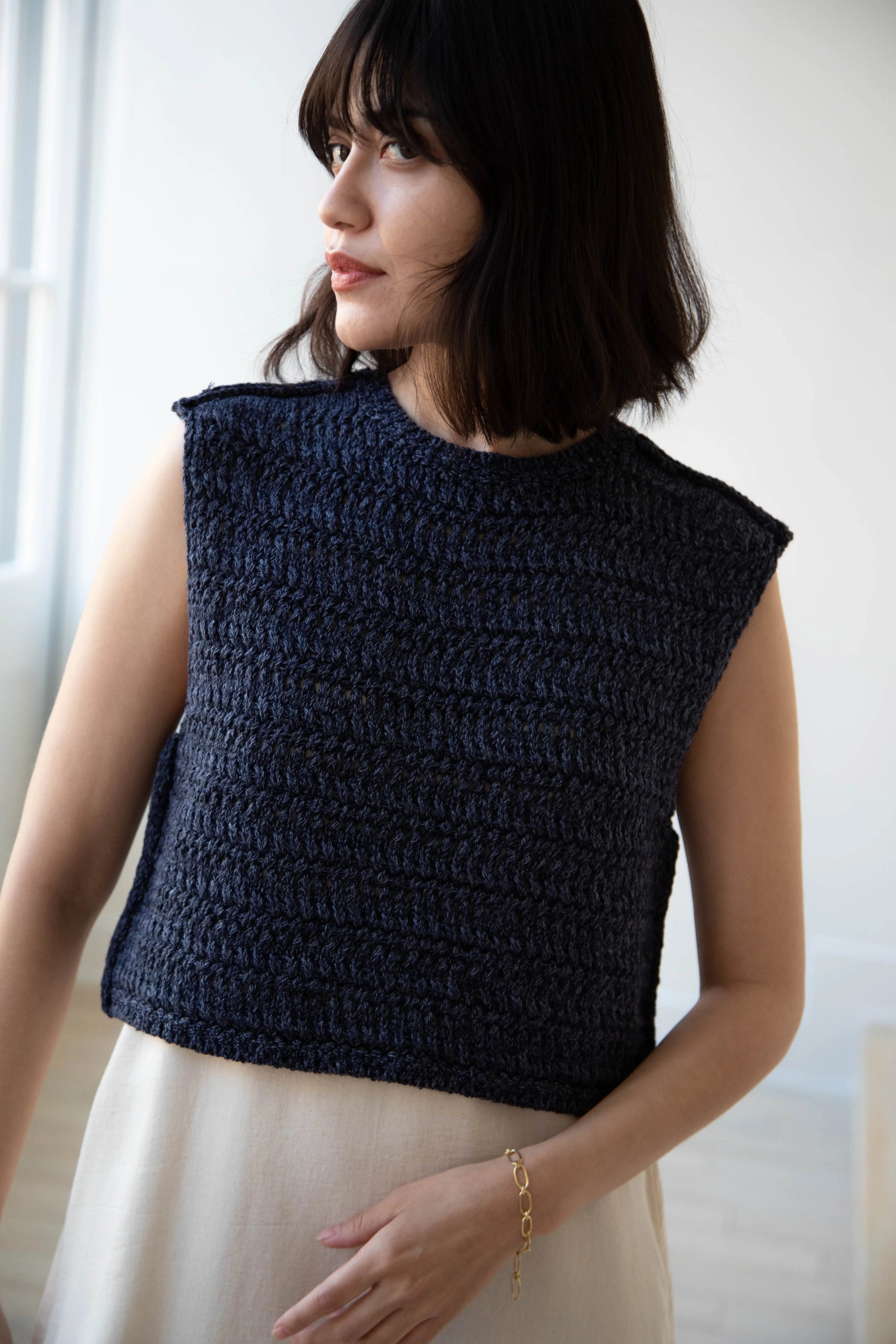 École De Curiosités | Kim-Otto Vest in Navy