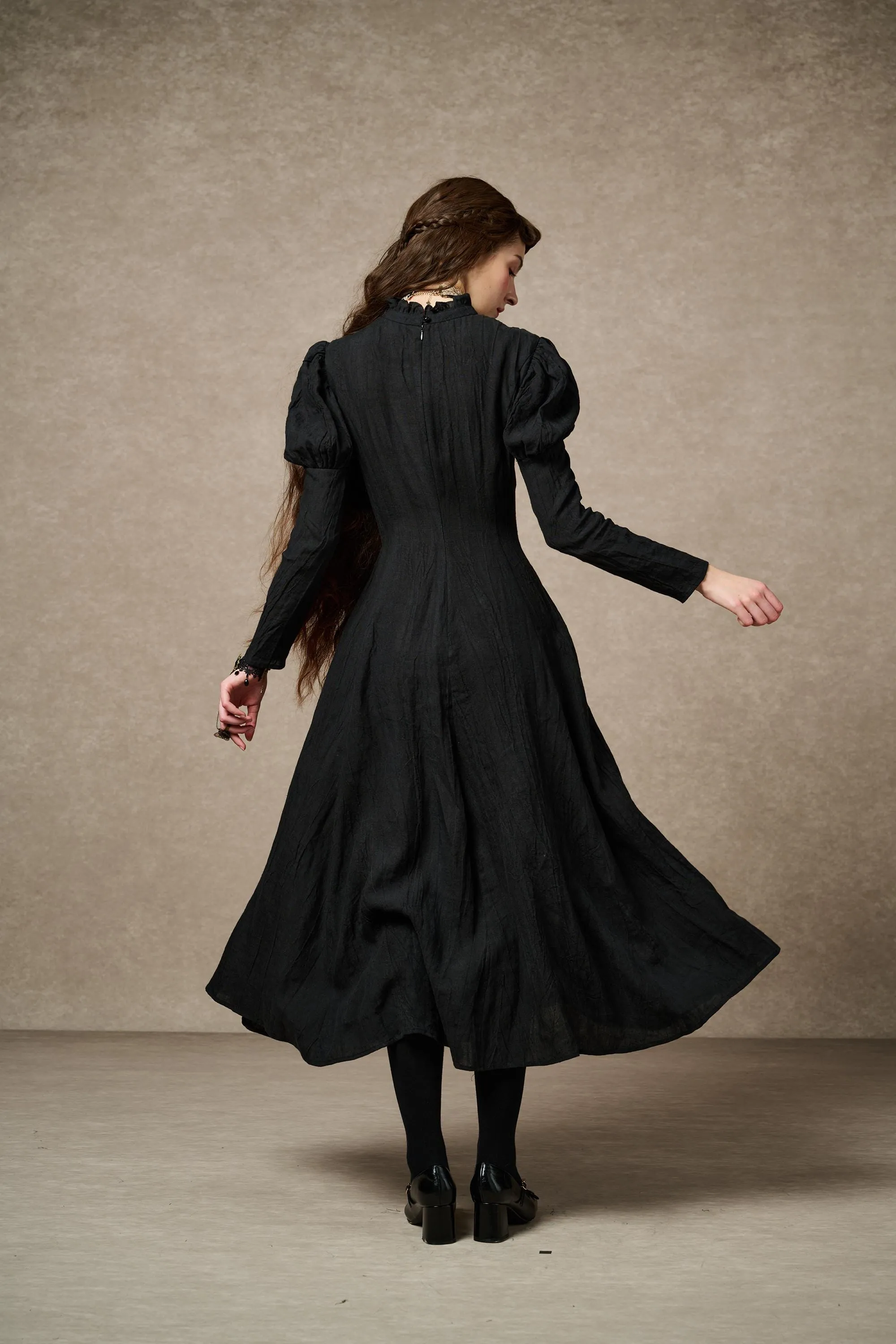 Elizabeth 15 | Black Victorian Linen Dress