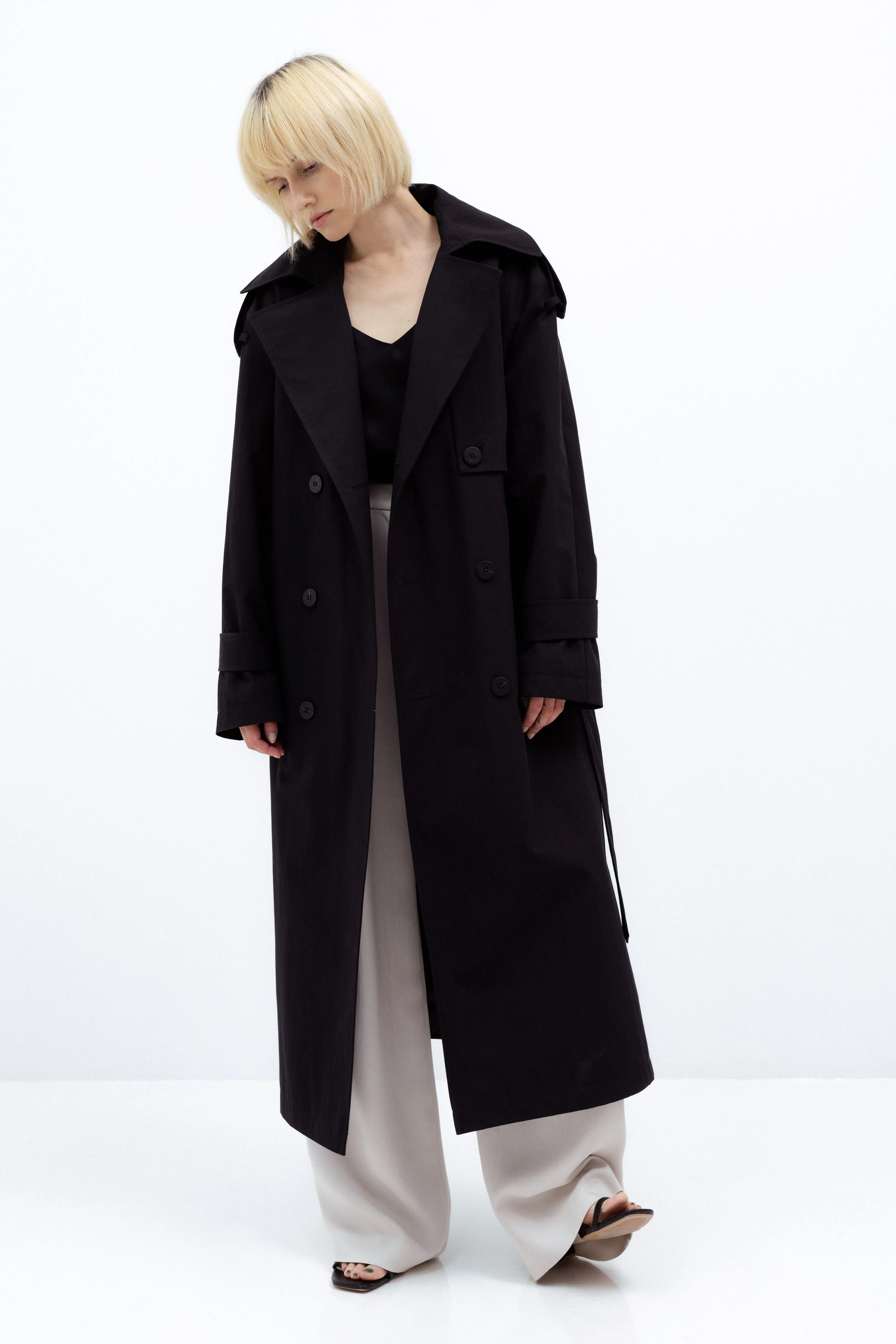 OVERSIZED BLACK TRENCH COAT