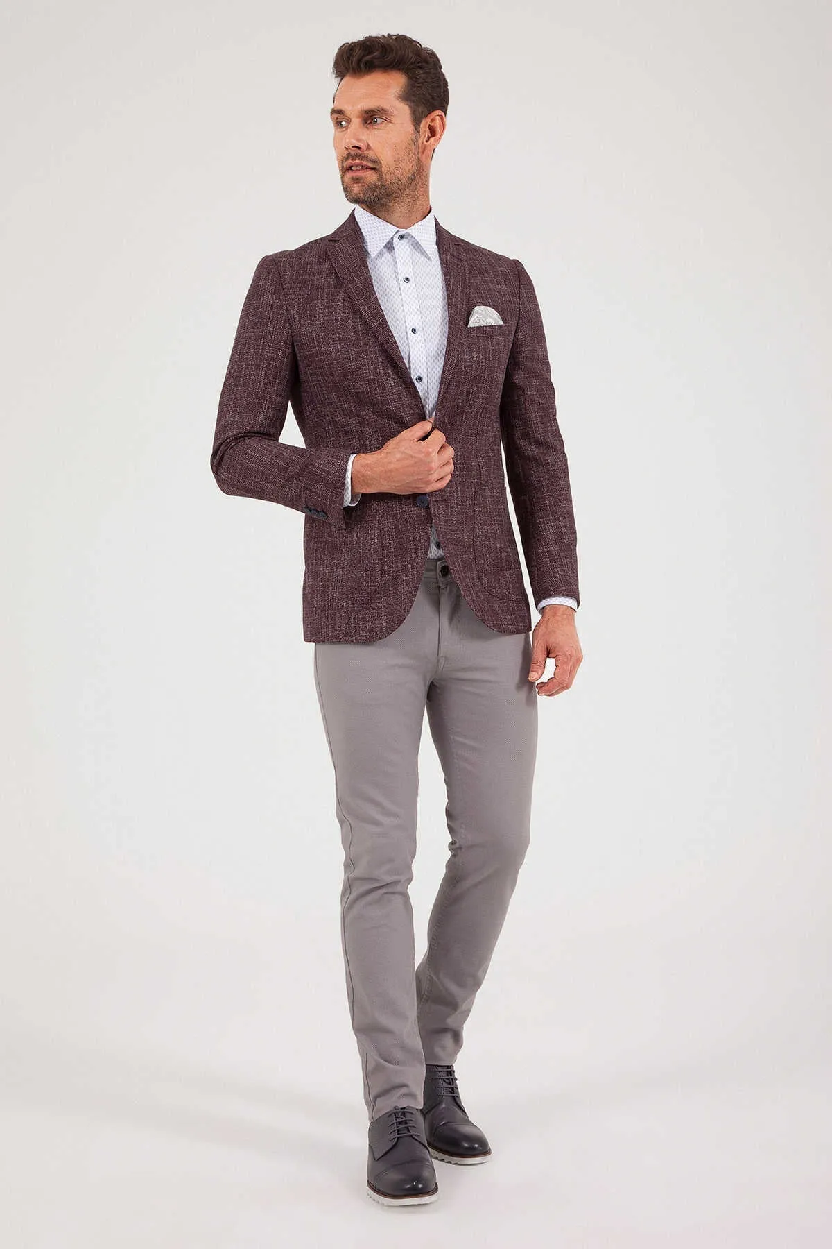 Slim Fit Burgundy Notch Lapel Casual Blazer